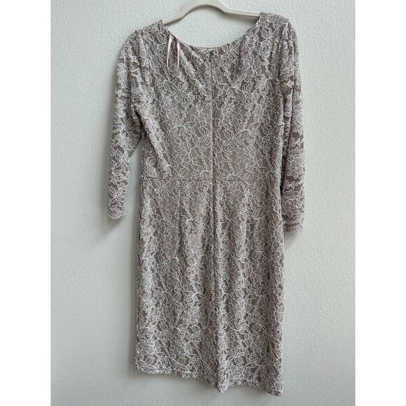 CACHET SEQUINED LACE SHEATH DRESS - Silver/gold Rhinestones Sz 8 Sparkle Shimmer - Picture 2 of 10